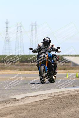 media/Aug-03-2025-TrackDaz (Sun) [[bf4a71acf9]]/C Group/1240pm (Wheelie Bump)/